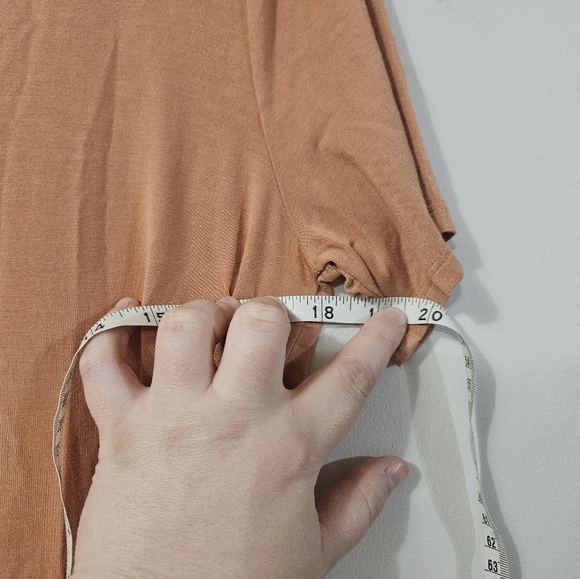 Rae Mode Womens Short Sleeve Orange Tee! - Picture 4 of 5